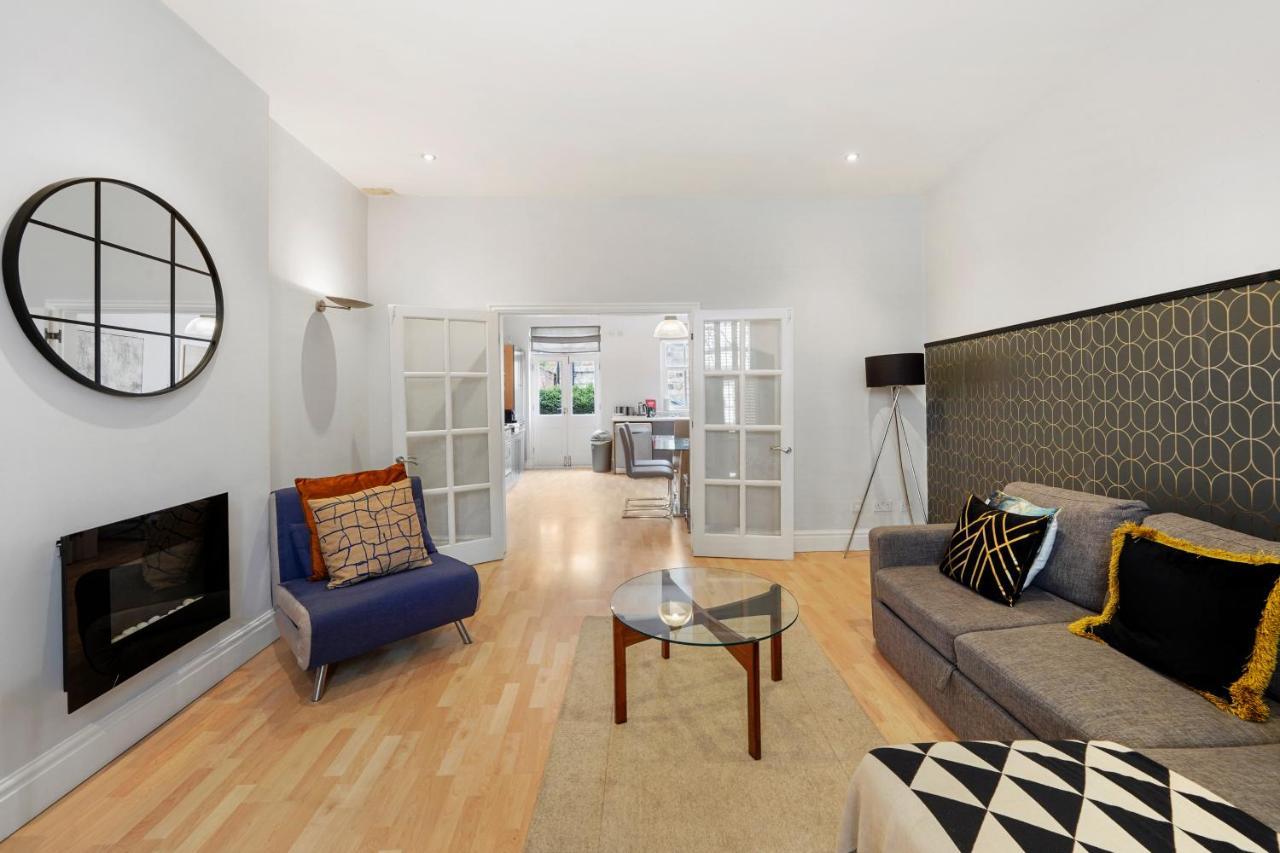 Pristine Stylish Townhouse On The Stray! - Sleeps 9 Villa Harrogate Exterior foto